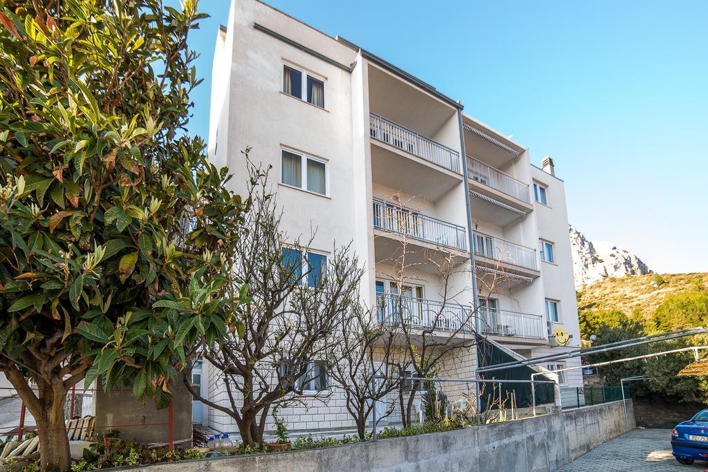 Apartments Maria Дуче Экстерьер фото